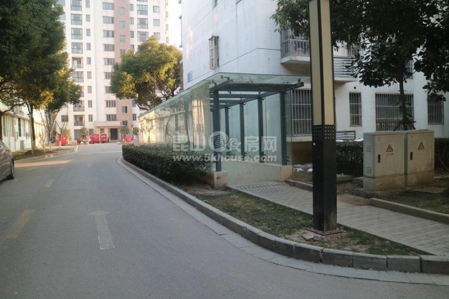 急售园区唯亭旁昆山巴城正仪阳澄尚东富泽苑嘉馨花园旁精装21小三房