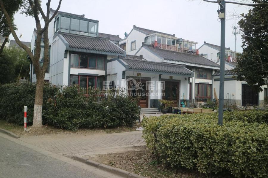 急售高档小区 清水湾联排别墅 豪装 带花园 满五年 性价比高