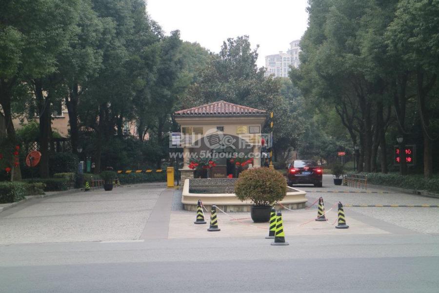 独家一手房源清风华院,东边套黄金楼层,豪华硬装100万,绝对一手房源