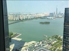 苏州中心双湖景房 俯瞰金鸡湖音乐喷泉