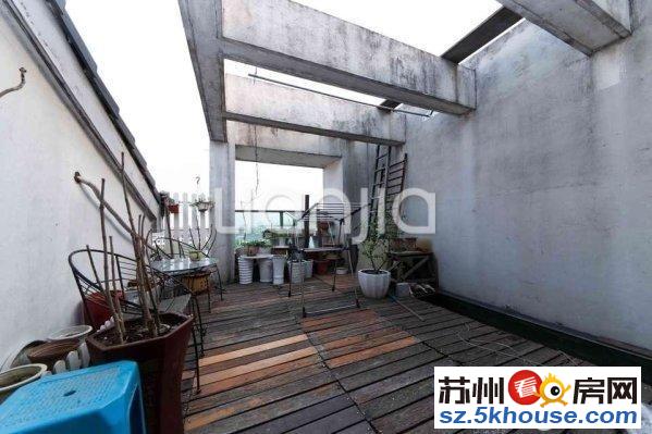 香城花园三期 顶楼复式 精美4房2厅2卫 送大露台