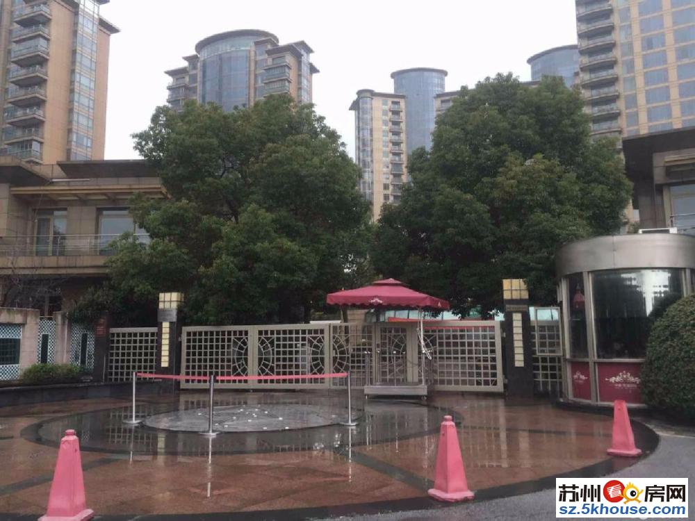 中茵皇冠精装湖景大三房无低于市价80万