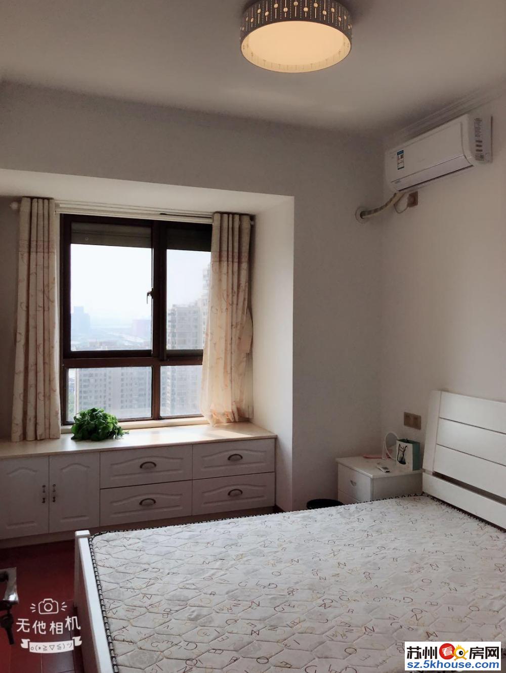 小石城香樟园豪装3房4空调品牌家电保养很新有钥匙