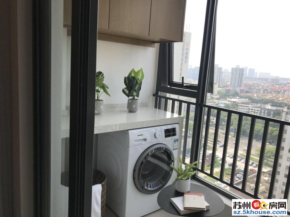 平江万达高铁站地铁口房 繁华地段复试挑高品质公寓 单价低宜居