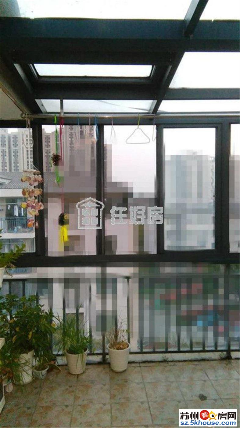 叠翠峰简单装修拎包入住简单方便户型超好客观湖景