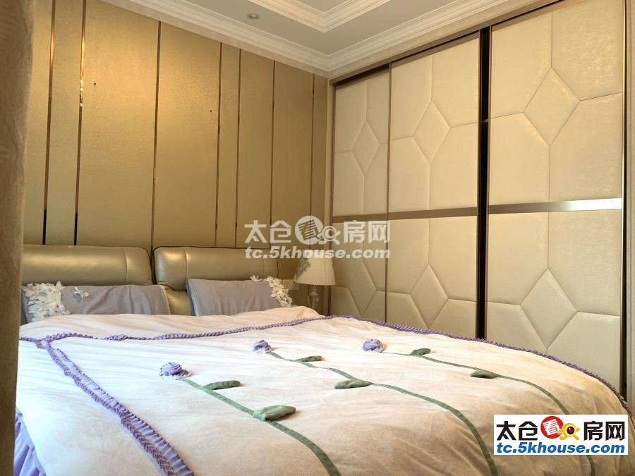 周边配套设施齐全,性价比超高上上海花城 112万 3室2厅1卫 精装修