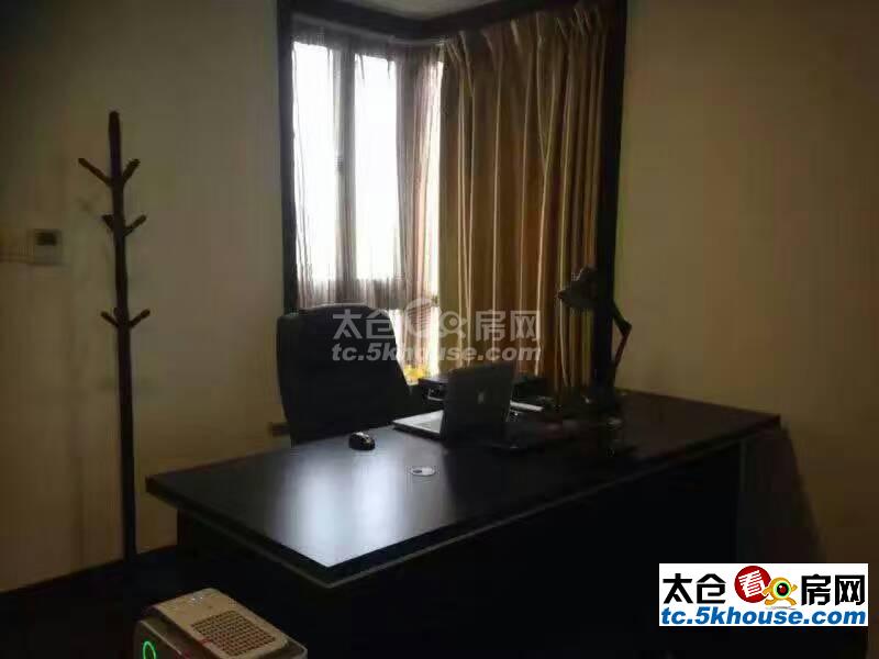 便宜房出售上海公馆9楼,250平,385万,豪装,没怎么住过,满两年