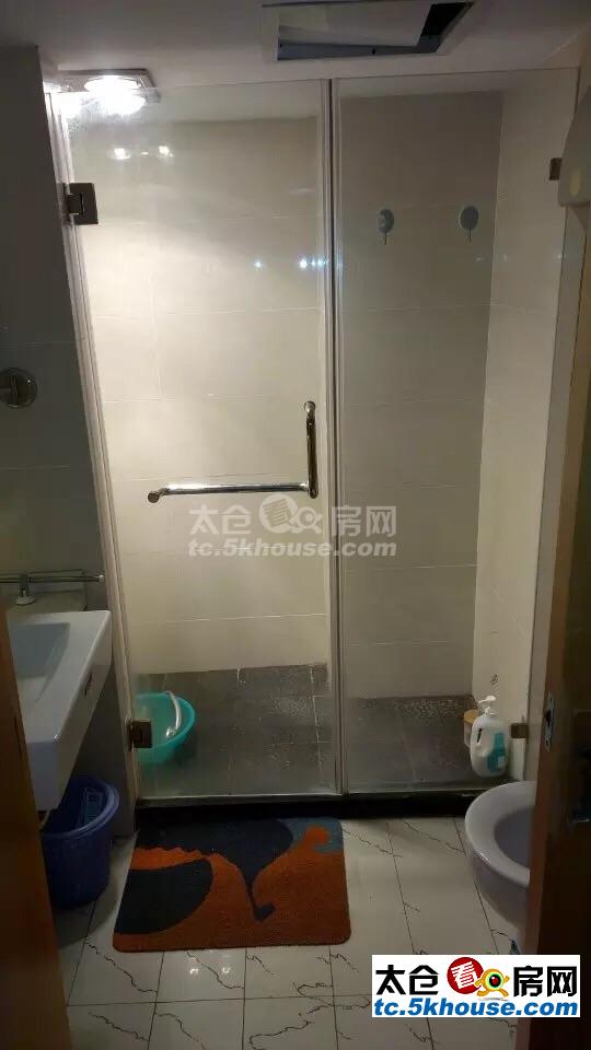 上海广场 3000元/月 4室2厅2卫 精装修 ,少有的低价出租!!