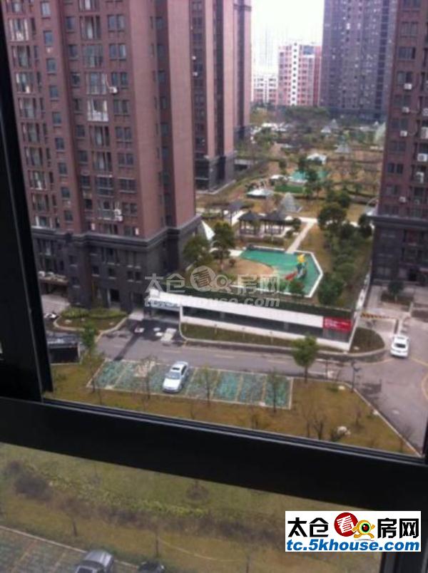 华源上海城三期 3200元/月 2室2厅1卫 豪华装修