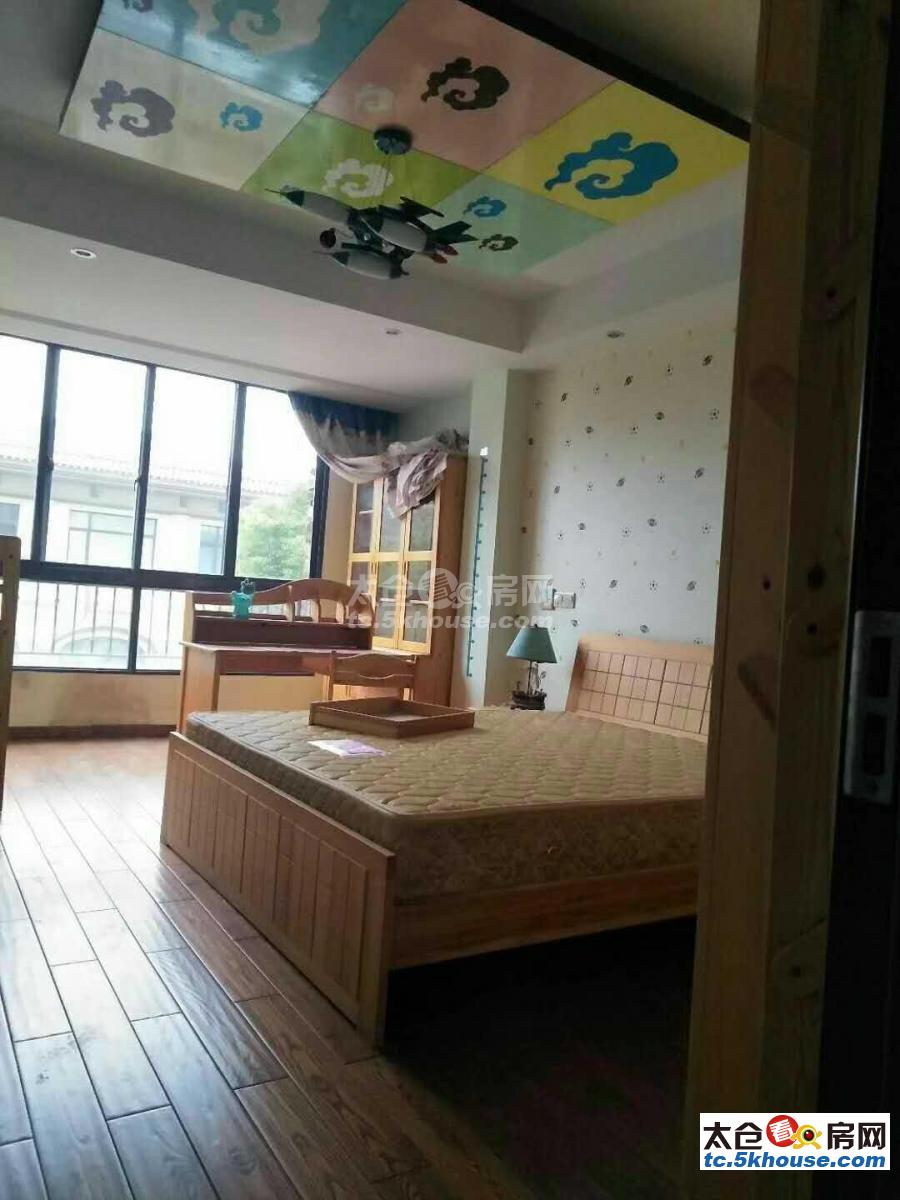东景瑞 10000元/月 5室2厅4卫 豪华装修 ,干净整洁,随时入住