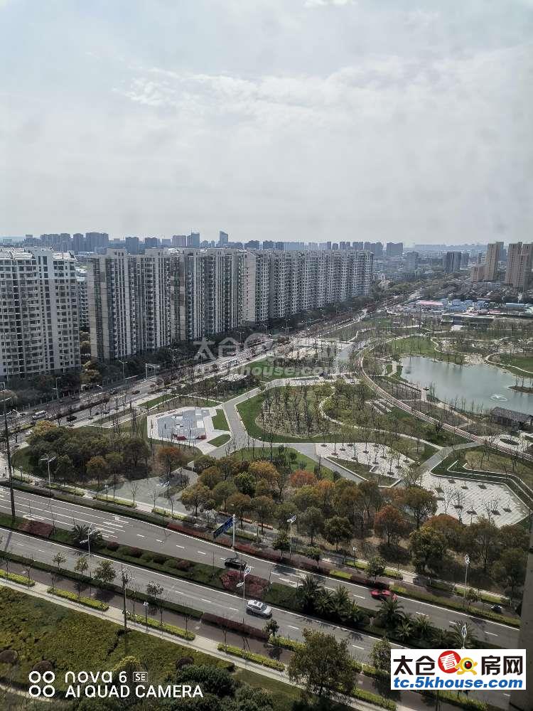 中南君悦府 245万 精装3室,紧邻万达广场和城中湿地公园。