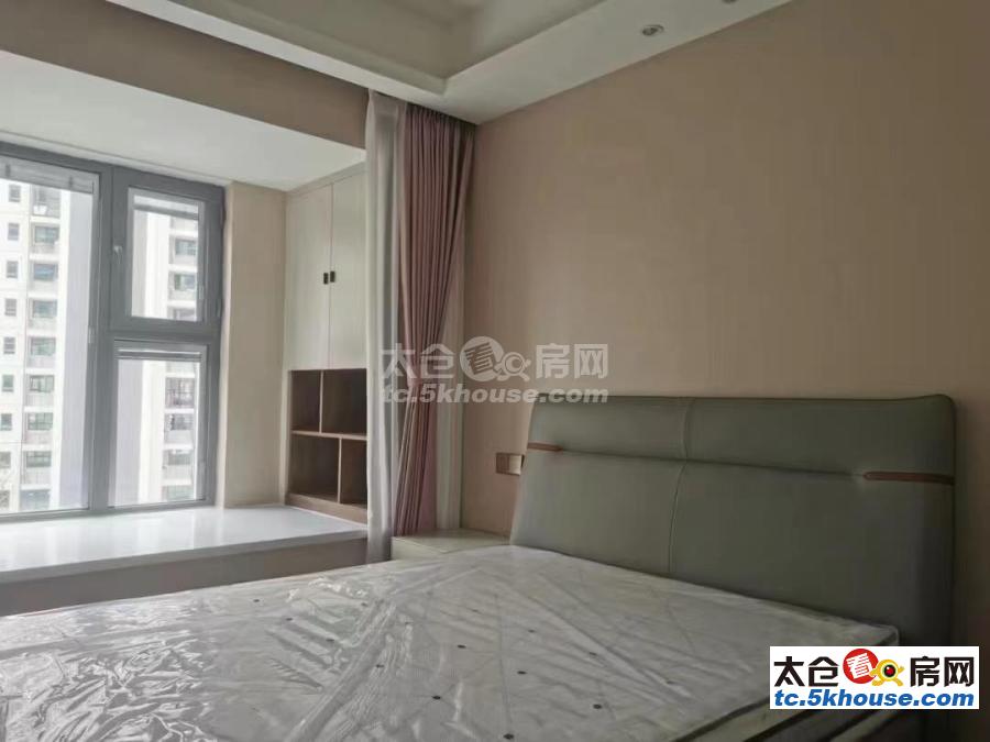 上海广场 1800元/月 1室2厅1卫,1室2厅1卫 精装修 ,超值,看房