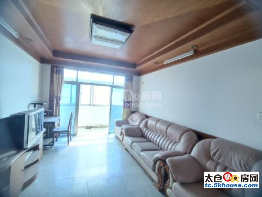 单价1.26万 太平新村 老精装三房两卫 满两年