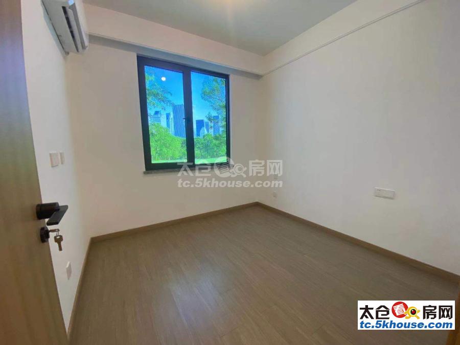 置!好房子!高成上海假日 85万 3室2厅1卫 精装修 买了就是赚到!