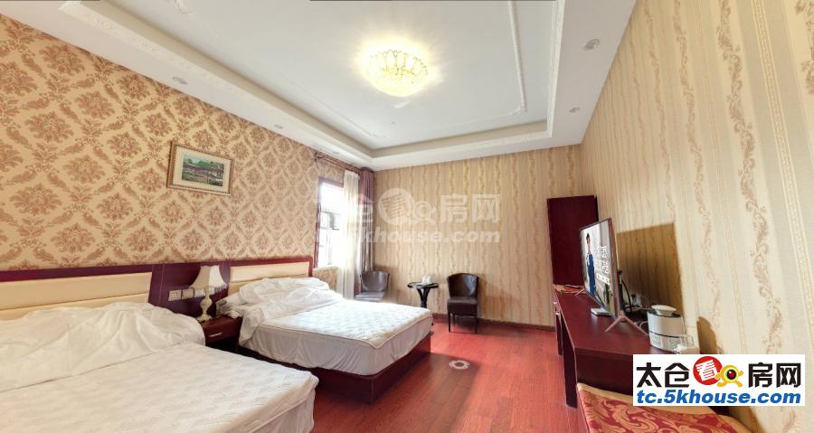 上海假日独栋别墅 占地1.5亩 豪装中.央空调+地暖1200万可商 满二年