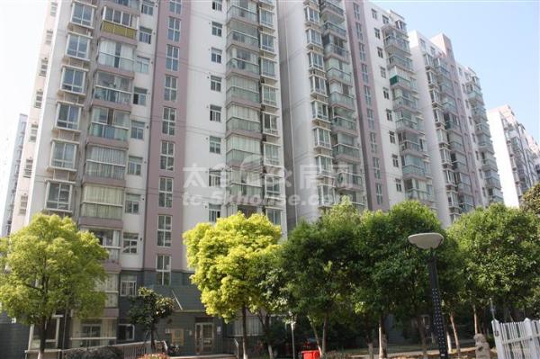 上海花园一期 205万 3室2厅2卫 精装修 高品味生活从这里开始!