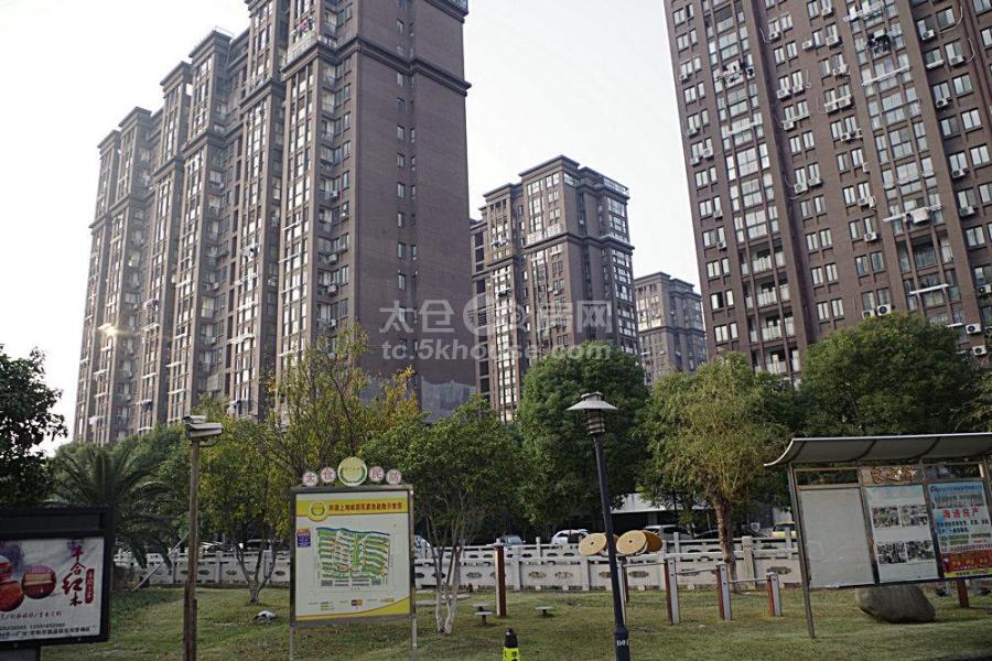 适合自住,华源上海城三期 220万 3室2厅2卫 精装修