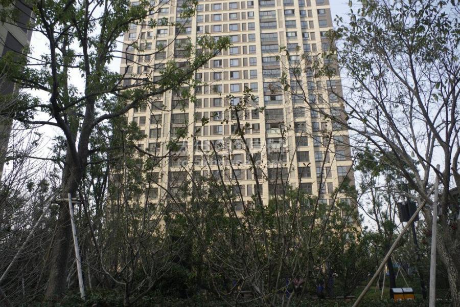 高尔夫鑫城好楼层117平米 3600元/月 3室2厅2卫, 精装修 ,全家私电器出租