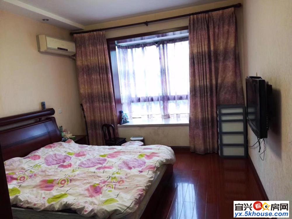上海新苑   高档装修婚房 3室2厅2卫 自库23平方已装修