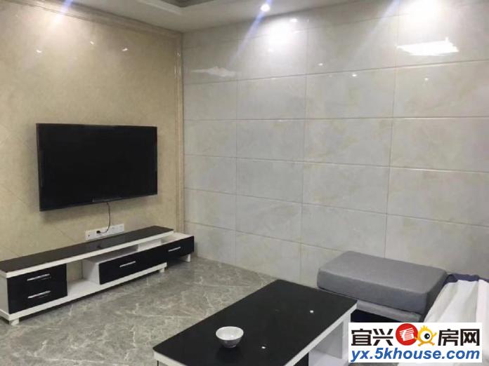 沧浦家苑2楼精装修两室2200 3台电视三个空调 房东急租
