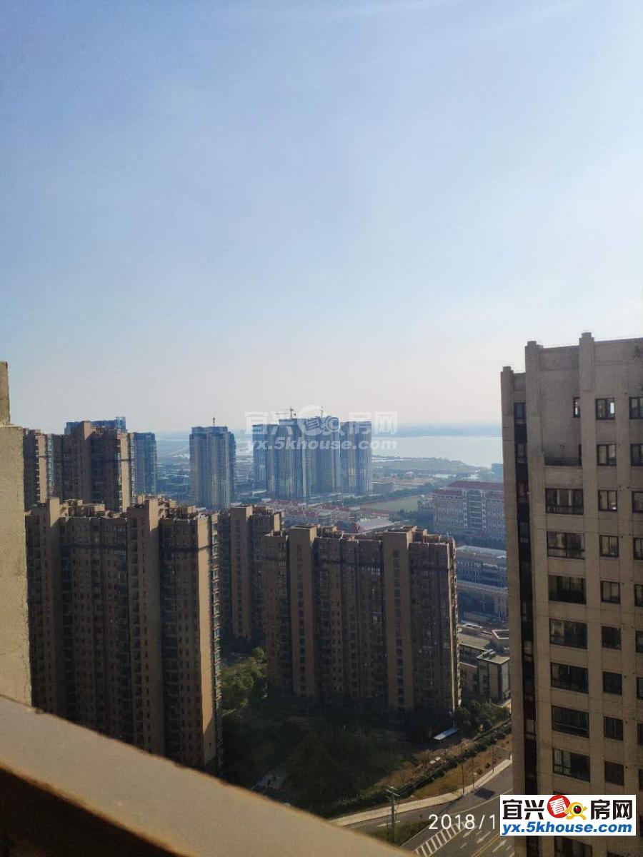 天氿御城顶复式可做阳光房景观不错可看湖景看房方便