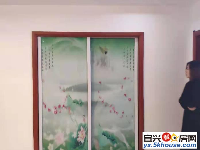 (东氿房产)东郊花园 婚装大两居 中间楼层 家电设施齐全