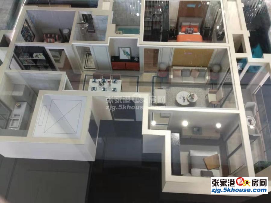 后现代主义年轻人的选择经典天润悦府 3室2厅2卫 毛坯 低价出售