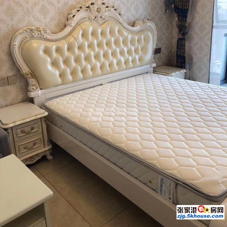 豪华公寓出租 装修花了10万元 寻优.质客户 看中可谈