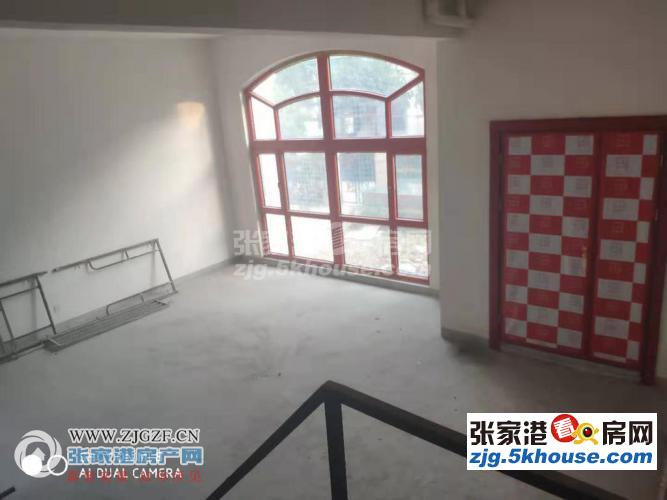 暨阳湖一号联排别墅地面大院子南入户5室3厅4卫已加固移民急售