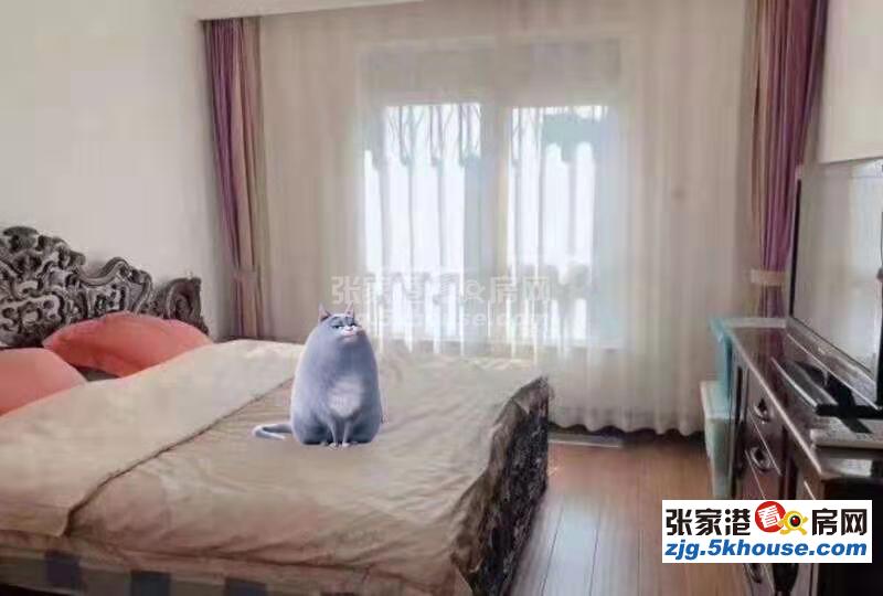 降价急卖 朗诗国泰城3楼136平加车位精装满二年360万
