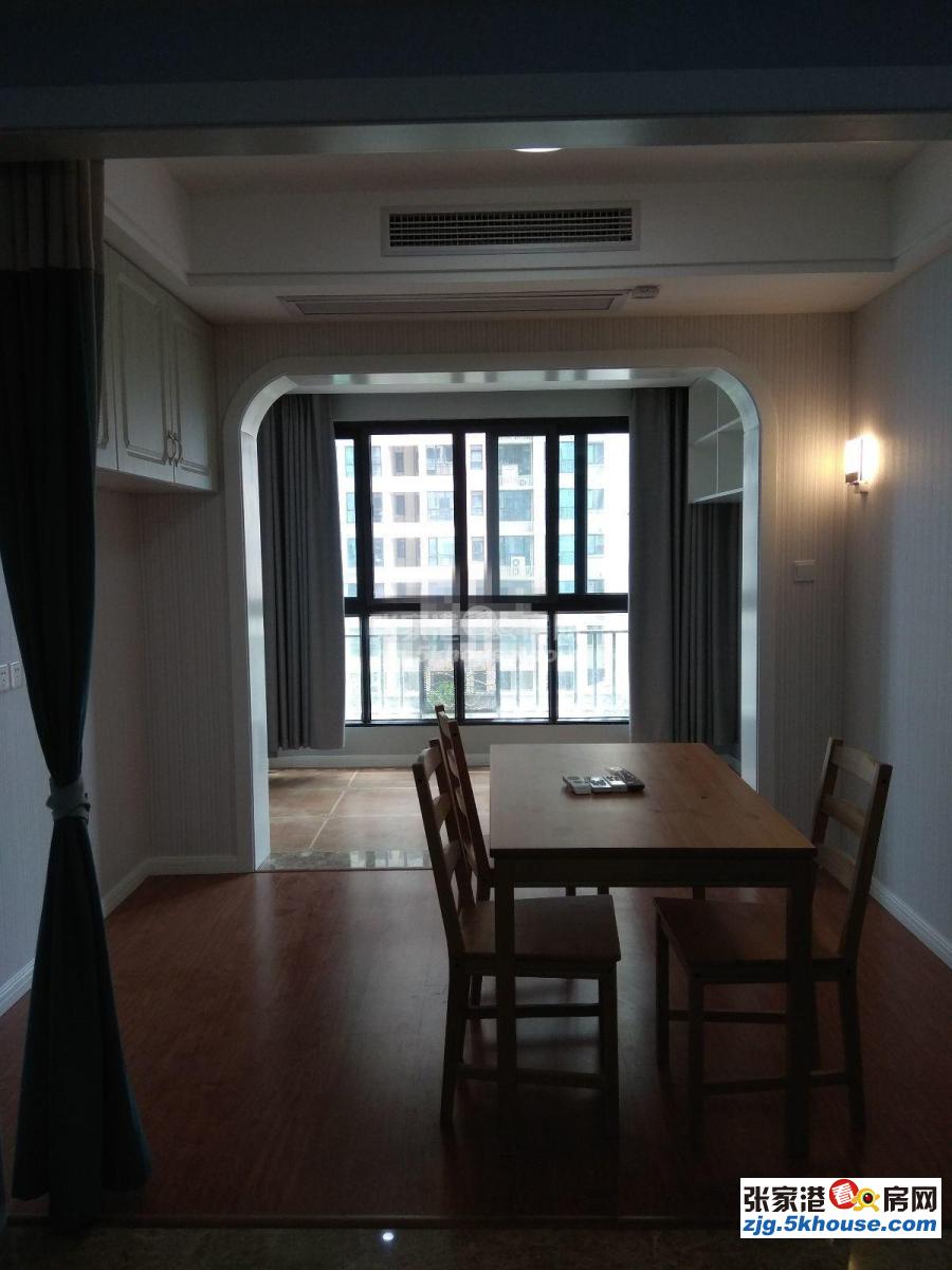 美辰壹号星河湾 5楼 现代精装大套公寓房,带车位,首次出租