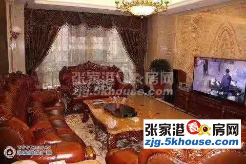 香蜜湖联排别墅 368平,实际面积450平,大院子,超豪华欧式装修,诚心卖850万