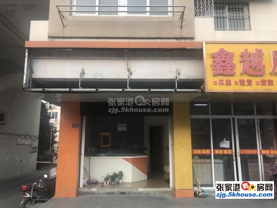 门面 十字路口门面 60平 里面有厕所厨房 挑高楼层 3万一年 位置非常好