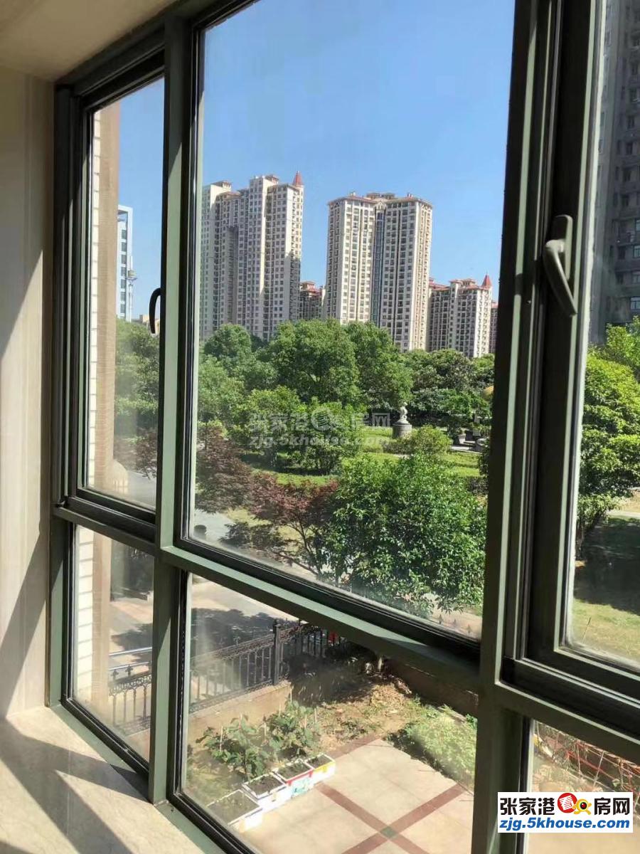 5/丽景华都 3楼 118平方 精致装修 三室二厅 220万元 满5年学位都在