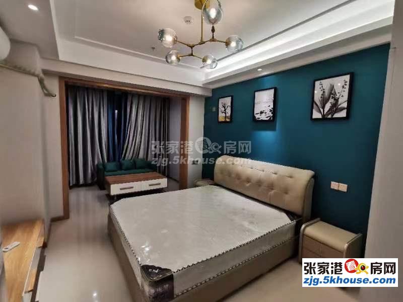 万达广场 2500元/月 1室1厅1卫, 精装,家电齐全,拎包入住,看房有钥匙