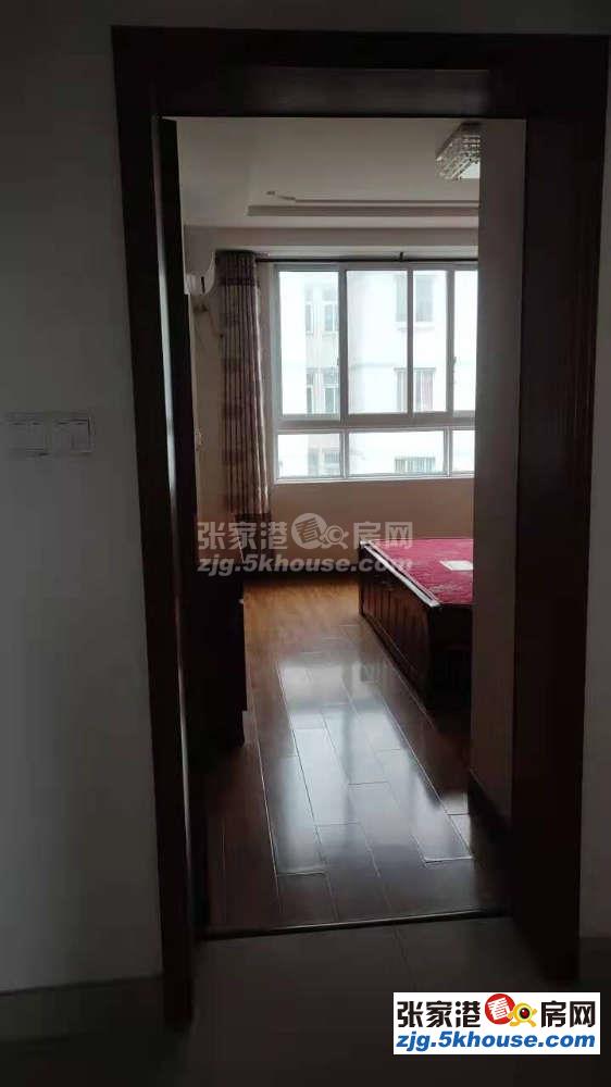 乐江新村 1500元/月 两个大客厅,2室2厅1卫,精装修