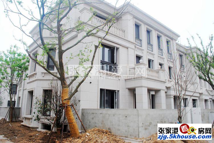 中昊檀宫联排别墅 420平 双车位 豪装 满两年 880万